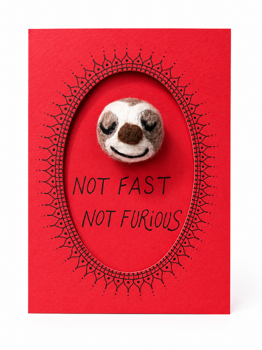 Lumi Karte 'Not Fast Not Furious' mit Filz-Faultier